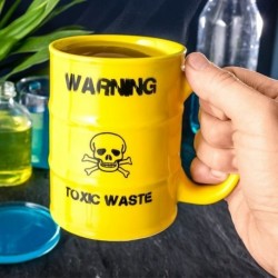 Tasse baril toxic waste