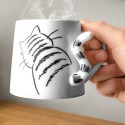 Mug avec Esquisse de Chat et Queue 3D: Une Tasse Unique pour Amateurs de Chats